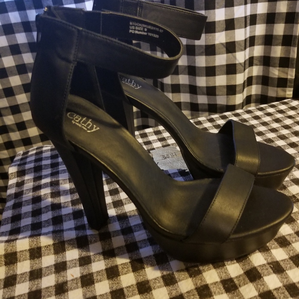 Cathy Jean black strapped platform heels